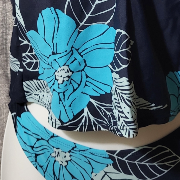 Old navy Women's Tankini Swim Two 2 Piece Tankini Setsz M.. 2 sets of bottoms - Picture 7 of 9